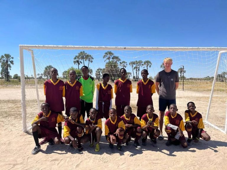 Live-Schalte im Unterricht nach Namibia
